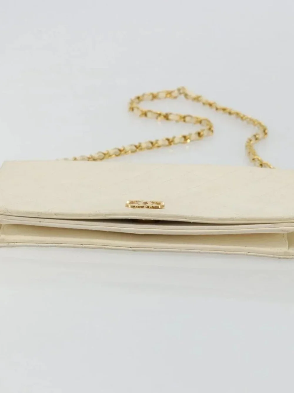 CHANEL Matelasse Chain Shoulder Bag Lamb Skin White Gold CC Auth BA12264